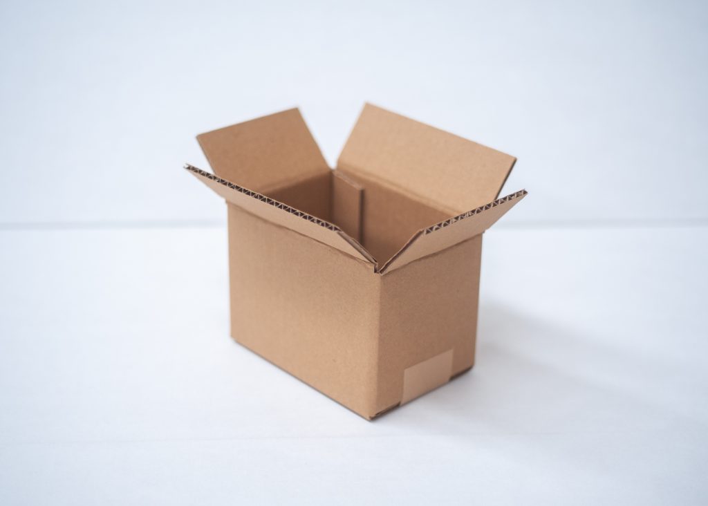 caja_regular_ranurada_2_strongpack-scaled