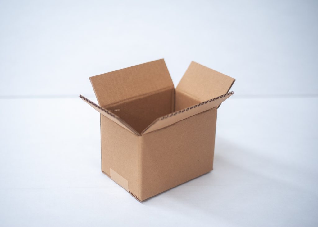 caja_regular_ranurada_4_strongpack-scaled