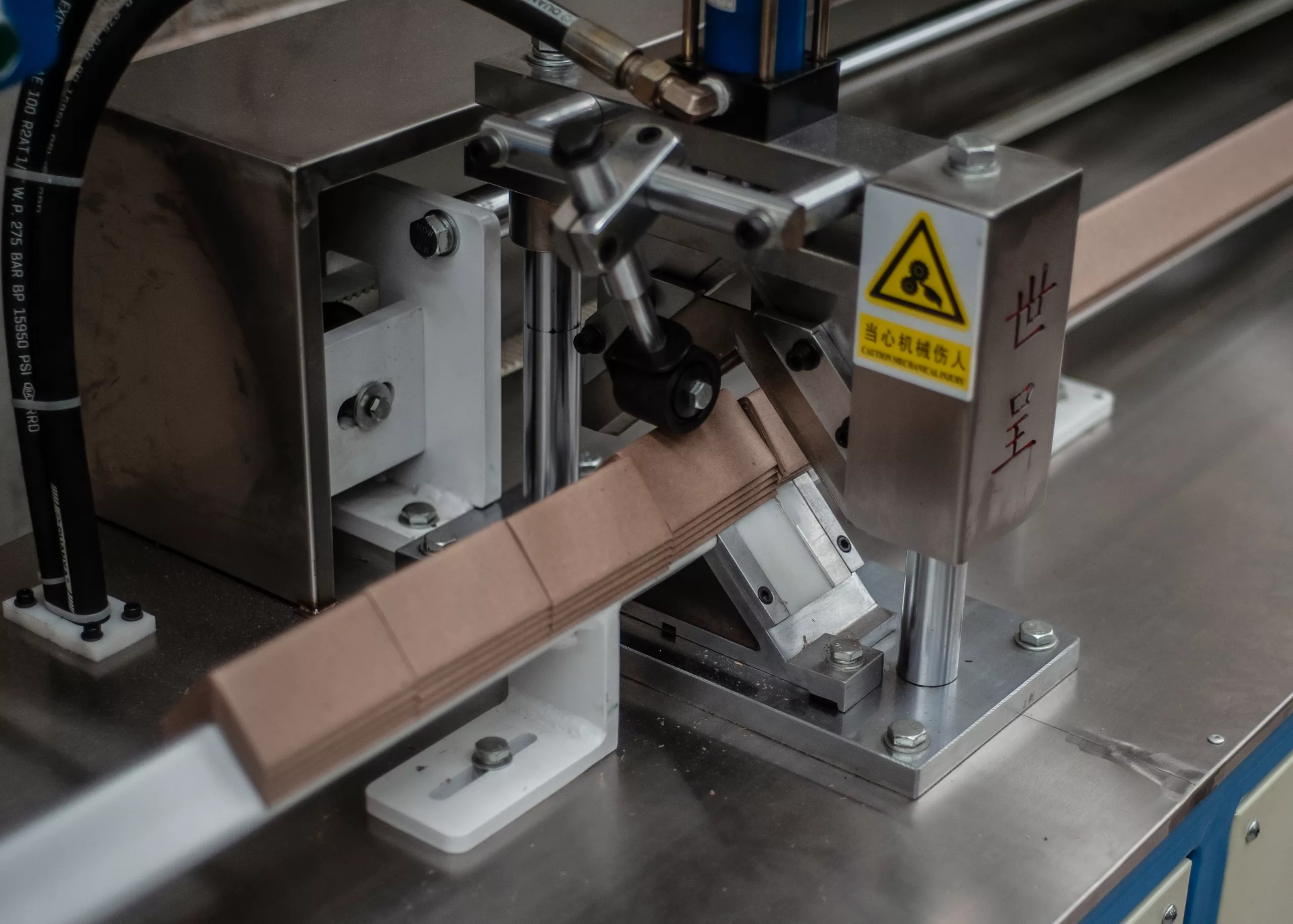 corte_esquinero_strongpack